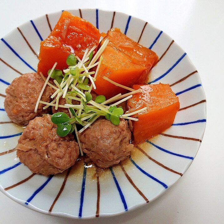 カボチャと肉団子の煮物